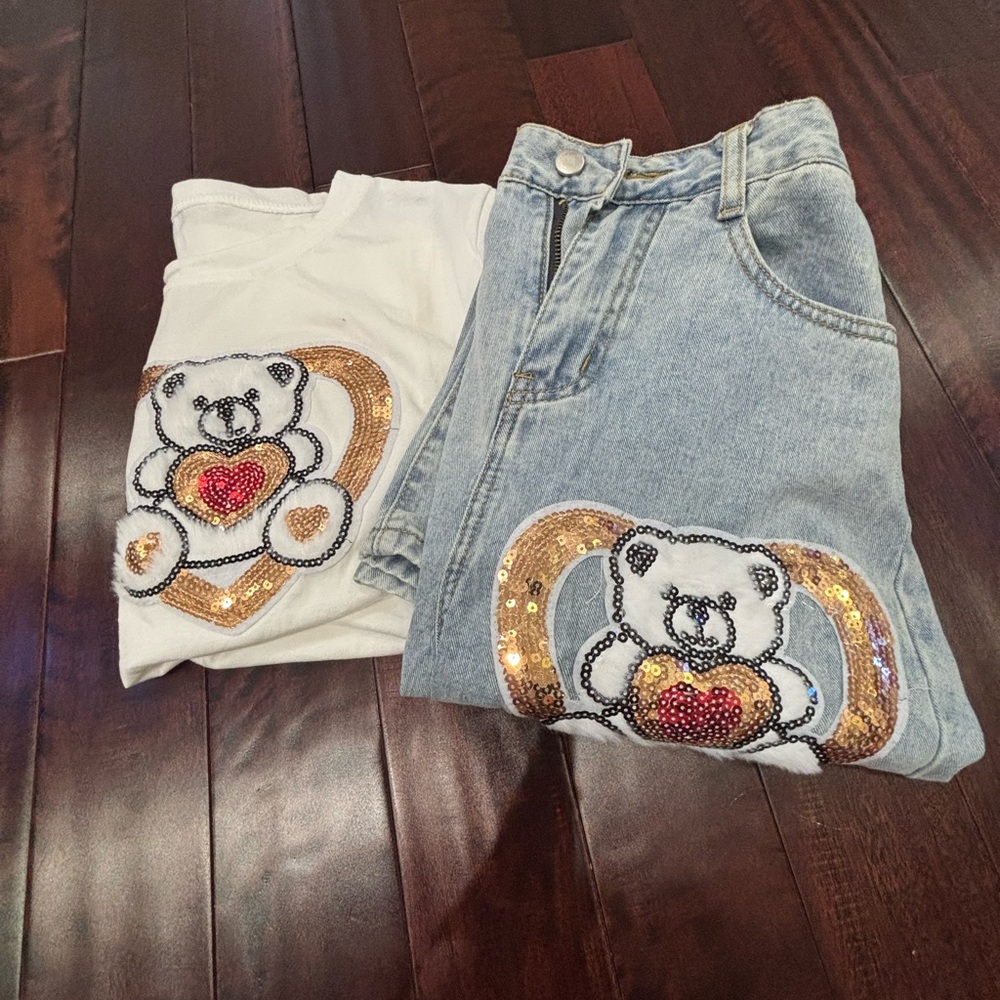 NWOT: Matching Heart Bear Set With Light Wash Baggy Jeans and Baggy Tee